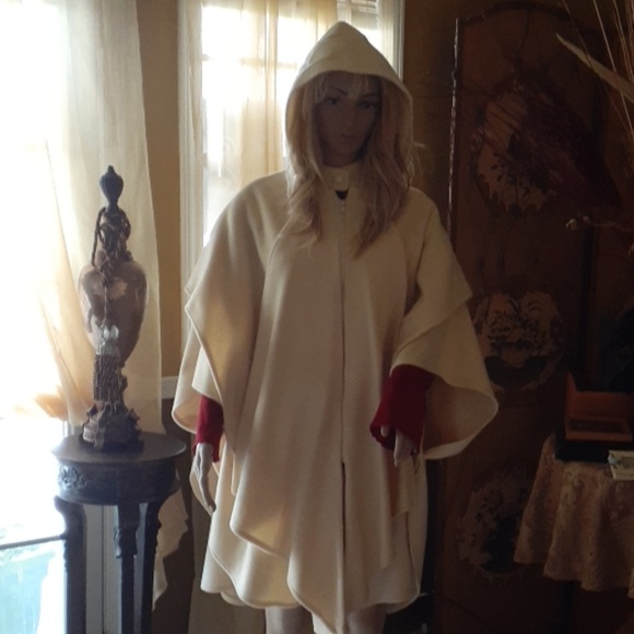 Concept Jackets & Blazers - 💢Final SALE💢Winter white cape.